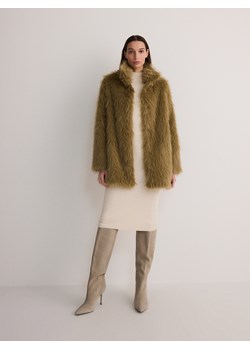 Reserved - Sztuczne futerko z kołnierzem - oliwkowy ze sklepu Reserved w kategorii Futra damskie - zdjęcie 188010049