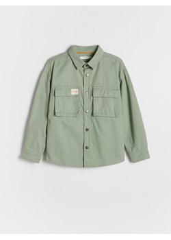 Reserved - Bawełniana koszula z kieszeniami - morski ze sklepu Reserved w kategorii Koszule chłopięce - zdjęcie 188011147