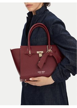 Torebka Nine West CEO-Chelsea-Charm-II-LX10185 Bordowy ze sklepu eobuwie.pl w kategorii Torby Shopper bag - zdjęcie 188011658