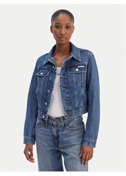 Calvin Klein Jeans Kurtka jeansowa 90s LV047E629G Niebieski Regular Fit ze sklepu MODIVO w kategorii Kurtki damskie - zdjęcie 188013307