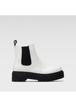 Botki Jenny Fairy WSD1916-02 ze sklepu ccc.eu w kategorii Workery damskie - zdjęcie 188019386