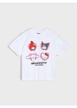 Sinsay - Bawełniana koszulka z nadrukiem Hello Kitty - biały ze sklepu Sinsay w kategorii Bluzki dziewczęce - zdjęcie 188020459