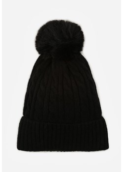 Czarna Czapka w Warkoczowy Splot z Pomponem Vetisare ze sklepu born2be.pl w kategorii Czapki z daszkiem męskie - zdjęcie 188021649
