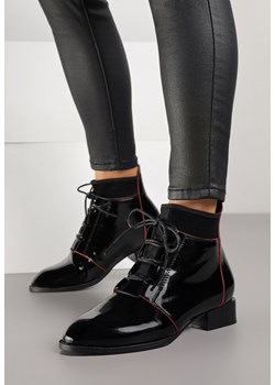 Czarne Sznurowane Botki Vices z Lakierowanym Połyskiem Nuzzasa ze sklepu born2be.pl w kategorii Botki - zdjęcie 188023705