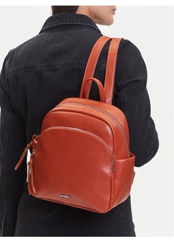 Plecak JENNY C-JNY-M-008-08 Brązowy ze sklepu eobuwie.pl w kategorii Plecaki - zdjęcie 188027247