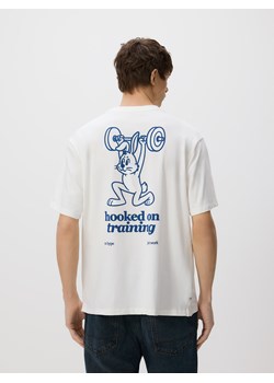 Reserved - T-shirt relaxed z nadrukiem na plecach - złamana biel ze sklepu Reserved w kategorii T-shirty męskie - zdjęcie 188028875