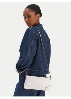 MICHAEL Michael Kors Torebka 32R6S1WC1V Biały ze sklepu MODIVO w kategorii Torebki damskie - zdjęcie 188035065