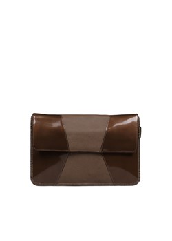 brązowa torebka skórzana kopertówka z paskiem Chloe ze sklepu Słoń Torbalski w kategorii Listonoszki - zdjęcie 188035497