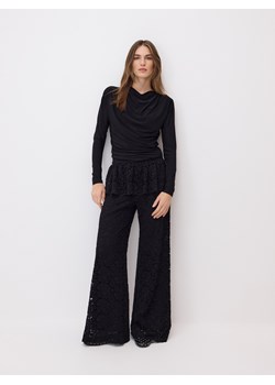 Reserved - Koronkowe spodnie z baskinką - czarny ze sklepu Reserved w kategorii Spodnie damskie - zdjęcie 188037755