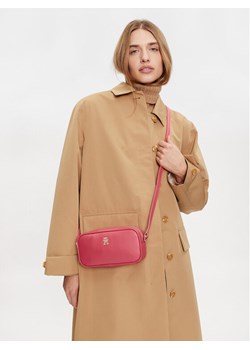 Torebka Tommy Hilfiger AW0AW16468 Różowy ze sklepu eobuwie.pl w kategorii Listonoszki - zdjęcie 188040608