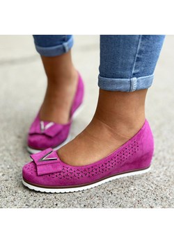 Fuksjowe ażurowe czółenka damskie na koturnie M.Daszyński Sa199-6 ze sklepu suzana.pl w kategorii Czółenka - zdjęcie 188049389