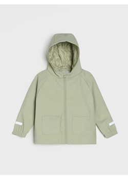 Sinsay - Kurtka softshell z kapturem i odblaskowymi elementami - zielony ze sklepu Sinsay w kategorii Kurtki chłopięce - zdjęcie 188050345