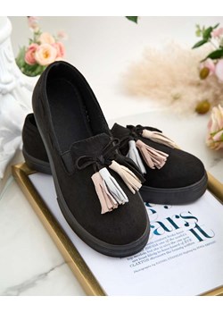 Royalfashion Mokasyny damskie z frędzelkami Bererto ze sklepu royalfashion.pl w kategorii Mokasyny damskie - zdjęcie 188057808