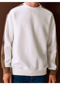 Sinsay - Bluza crewneck z lampasami - kremowy ze sklepu Sinsay w kategorii Bluzy męskie - zdjęcie 188064025