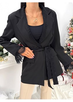 Czarna Marynarka z Koronką ze sklepu ModnaKiecka.pl w kategorii Marynarki damskie - zdjęcie 188064145