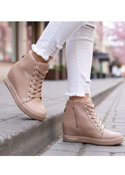 Beżowe sneakersy damskie na koturnie /F7-2 12802 T891/ ze sklepu Pantofelek24.pl w kategorii Buty sportowe damskie - zdjęcie 188065076