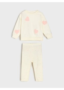 Sinsay - Bawełniany komplet: bluza i legginsy - kremowy ze sklepu Sinsay w kategorii Komplety niemowlęce - zdjęcie 188065897