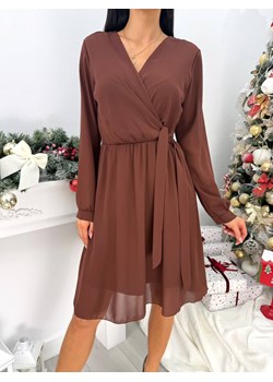 Brązowa Szyfonowa Sukienka z Kopertowym Dekoltem ze sklepu ModnaKiecka.pl w kategorii Sukienki - zdjęcie 188067388
