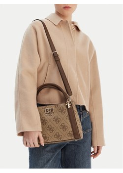 Torebka Guess Karnilla HWOS99 01060 Brązowy ze sklepu eobuwie.pl w kategorii Kuferki - zdjęcie 188068187