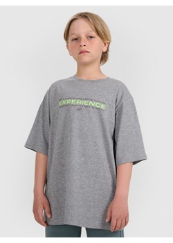 Chłopięcy t-shirt z nadrukiem 4F 4FJRAW25TTSHM3166- szary ze sklepu Sportstylestory.com w kategorii T-shirty chłopięce - zdjęcie 188068996