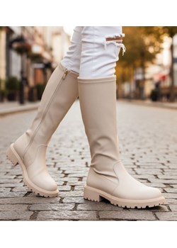 Beżowe kozaki damskie z suwakiem /D8-3 18134 T397/ ze sklepu Pantofelek24.pl w kategorii Kozaki damskie - zdjęcie 188074255