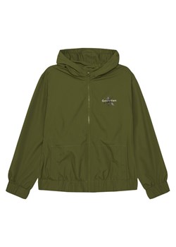 Calvin Klein Jeans Kurtka przejściowa Monologo Essential IB0IB02639 Zielony Regular Fit ze sklepu MODIVO w kategorii Kurtki chłopięce - zdjęcie 188074977