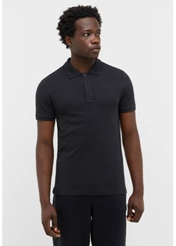 Męski T-Shirt Mustang Style Pierre Jet Black 1016880 4188 ze sklepu YouNeedit.pl w kategorii T-shirty męskie - zdjęcie 188078668