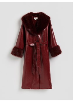 Reserved - Płaszcz z imitacji skóry - burgundowy ze sklepu Reserved w kategorii Płaszcze damskie - zdjęcie 188089818