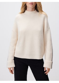 Reserved - Sweter z kontrastową lamówką - kremowy ze sklepu Reserved w kategorii Swetry damskie - zdjęcie 188089949