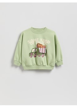 Reserved - Bluza oversize z nadrukiem - oliwkowy ze sklepu Reserved w kategorii Bluzy chłopięce - zdjęcie 188091035
