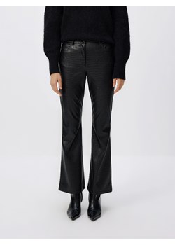 Reserved - Spodnie flare z imitacji skóry - czarny ze sklepu Reserved w kategorii Spodnie damskie - zdjęcie 188091197