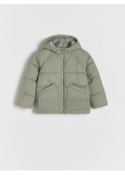 Reserved - Pikowana kurtka z kapturem - oliwkowy ze sklepu Reserved w kategorii Kurtki chłopięce - zdjęcie 188093025