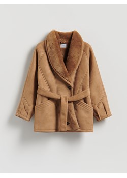 Reserved - Kurtka z imitacji zamszu - beżowy ze sklepu Reserved w kategorii Kurtki damskie - zdjęcie 188093695