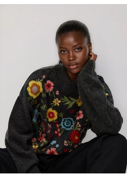 Reserved - Wzorzysty sweter - ciemnoszary ze sklepu Reserved w kategorii Swetry damskie - zdjęcie 188094036