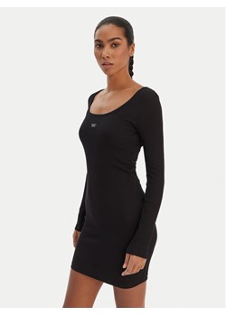 Guess Jeans Sukienka codzienna W5BK12 KA0H1 Czarny Slim Fit ze sklepu MODIVO w kategorii Sukienki - zdjęcie 188095548