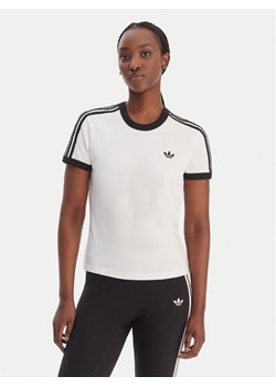 adidas T-Shirt 3-Stripes KD3683 Biały Slim Fit ze sklepu MODIVO w kategorii Bluzki damskie - zdjęcie 188095609