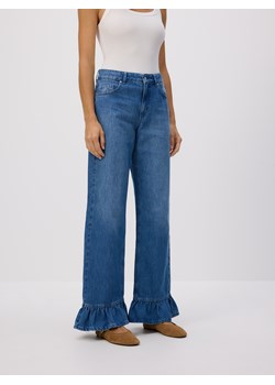 Reserved - Jeansy z falbankami - niebieski ze sklepu Reserved w kategorii Jeansy damskie - zdjęcie 188096445