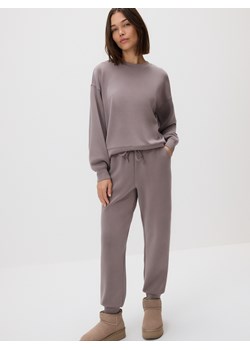 Reserved - Dresowe joggery - brązowy ze sklepu Reserved w kategorii Spodnie damskie - zdjęcie 188096458