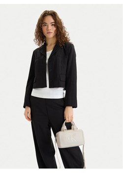 Calvin Klein Torebka Bold Ck Elongated Mini Tote LV04F3411G Biały ze sklepu MODIVO w kategorii Torebki damskie - zdjęcie 188098429