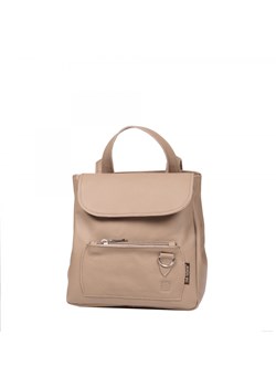 beżowy plecak skórzany Zoya ze sklepu Słoń Torbalski w kategorii Plecaki - zdjęcie 188099709
