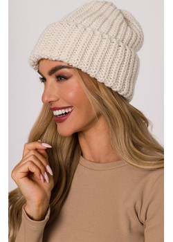 Czapka damska beanie ecru M895, Kolor ecru, Rozmiar uniwersalny, MOE ze sklepu Primodo w kategorii Czapki zimowe damskie - zdjęcie 188101835