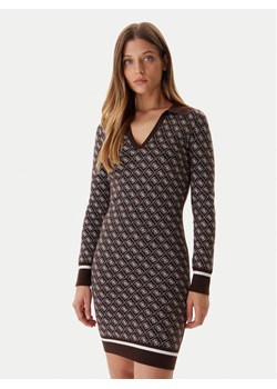 Guess Sukienka dzianinowa W5BK25 Z3JD2 Brązowy Slim Fit ze sklepu MODIVO w kategorii Sukienki - zdjęcie 188102826