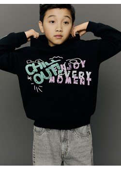 Reserved - Bawełniana bluza z kapturem - czarny ze sklepu Reserved w kategorii Bluzy chłopięce - zdjęcie 188104126