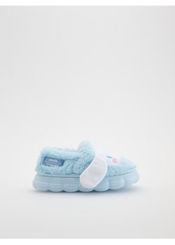 Reserved - Kapcie Cinnamoroll - jasnoniebieski ze sklepu Reserved w kategorii Kapcie dziecięce - zdjęcie 188105139