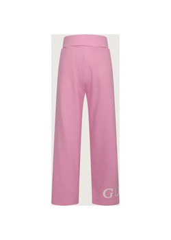 Guess Spodnie dresowe | Relaxed fit ze sklepu Gomez Fashion Store w kategorii Spodnie dziewczęce - zdjęcie 188105516
