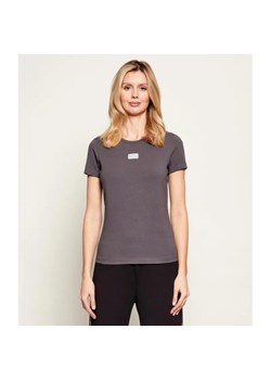 EA7 T-shirt | Slim Fit ze sklepu Gomez Fashion Store w kategorii Bluzki damskie - zdjęcie 188109875