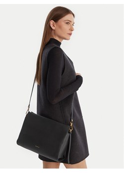 Torebka Coccinelle M250 Boheme Grana Double E1 M50 19 02 01 Czarny ze sklepu eobuwie.pl w kategorii Torebki damskie - zdjęcie 188109918