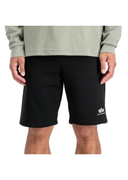 Spodenki męskie Alpha Industries Small Logo II 15636703 - czarne ze sklepu streetstyle24.pl w kategorii Spodenki męskie - zdjęcie 188121558