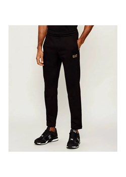 EA7 Spodnie dresowe | Slim Fit ze sklepu Gomez Fashion Store w kategorii Spodnie męskie - zdjęcie 188124785