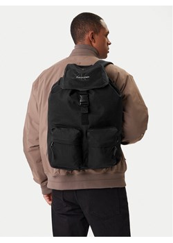 Plecak Calvin Klein Bold Flap Backpack LV04D3270G Czarny ze sklepu eobuwie.pl w kategorii Plecaki - zdjęcie 188126197